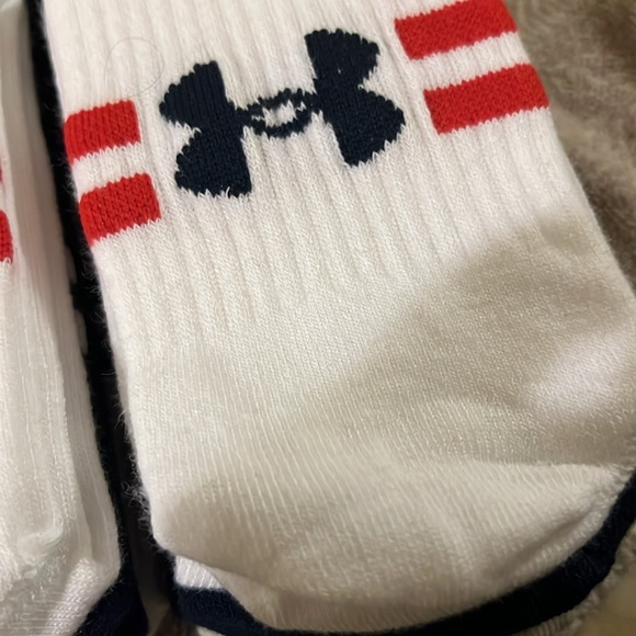 New 6 Under Armour Mens Socks - Picture 6 of 14